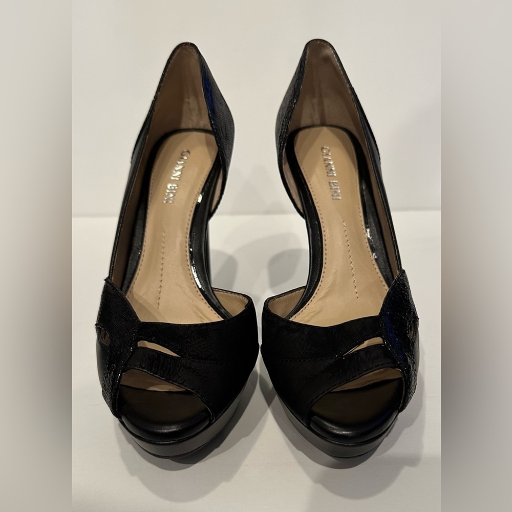 Gianni Bini Stiletto Black Open Toed Heels Size 6.5 Two textures